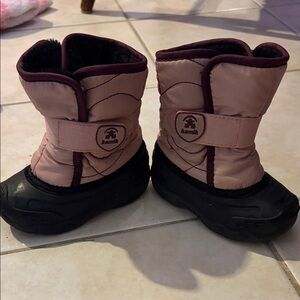 Kamik Kids' Mauve and Black Snow Boots